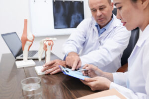 orthopedic surgeon in indore