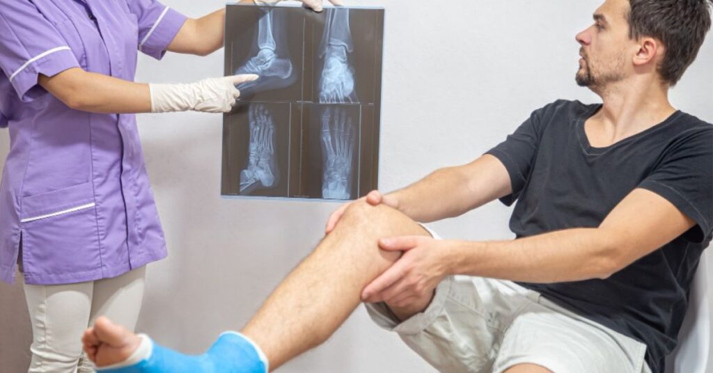 orthopedic surgeon in indore, best orthopedic surgeon in indore
