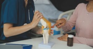orthopedic surgeon in indore