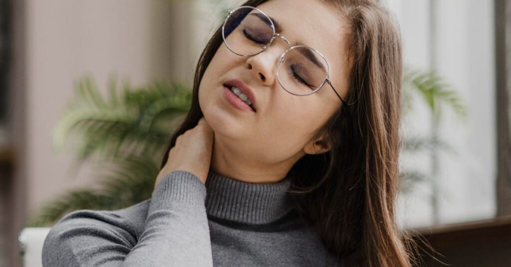 neck pain, orthopaedic doctor in indore