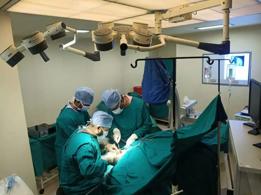 SLAP Repair Surgery and Shoulder Arthroscopy Surgery in Indore by experienced orthopedic surgeon